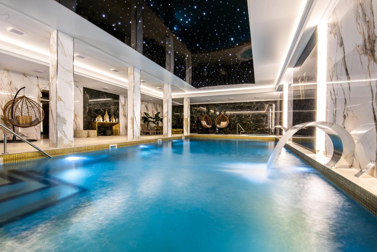 Villa Vis A Vis Тшенсач Екстер'єр фото